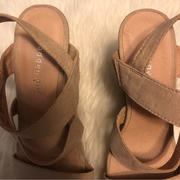 Madden Girl Blenda Wedge Sandals 7 - Picture 5 of 13